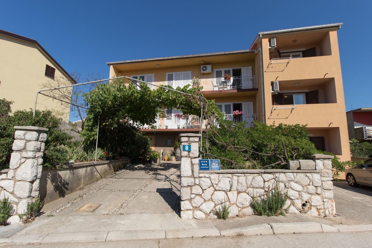 Apartment Anton Cres Esterno foto