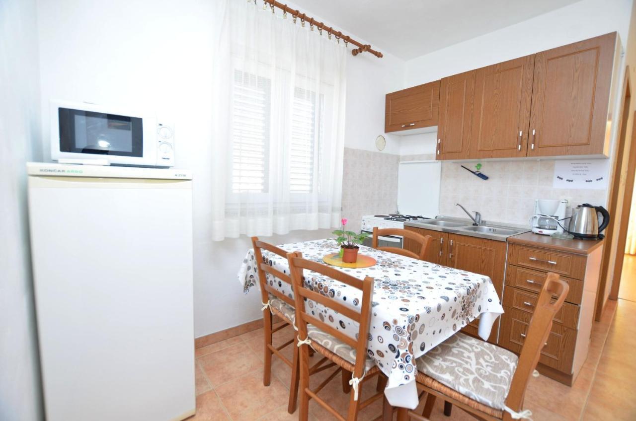 Apartment Anton Cres Esterno foto