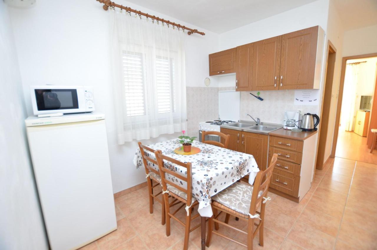 Apartment Anton Cres Esterno foto